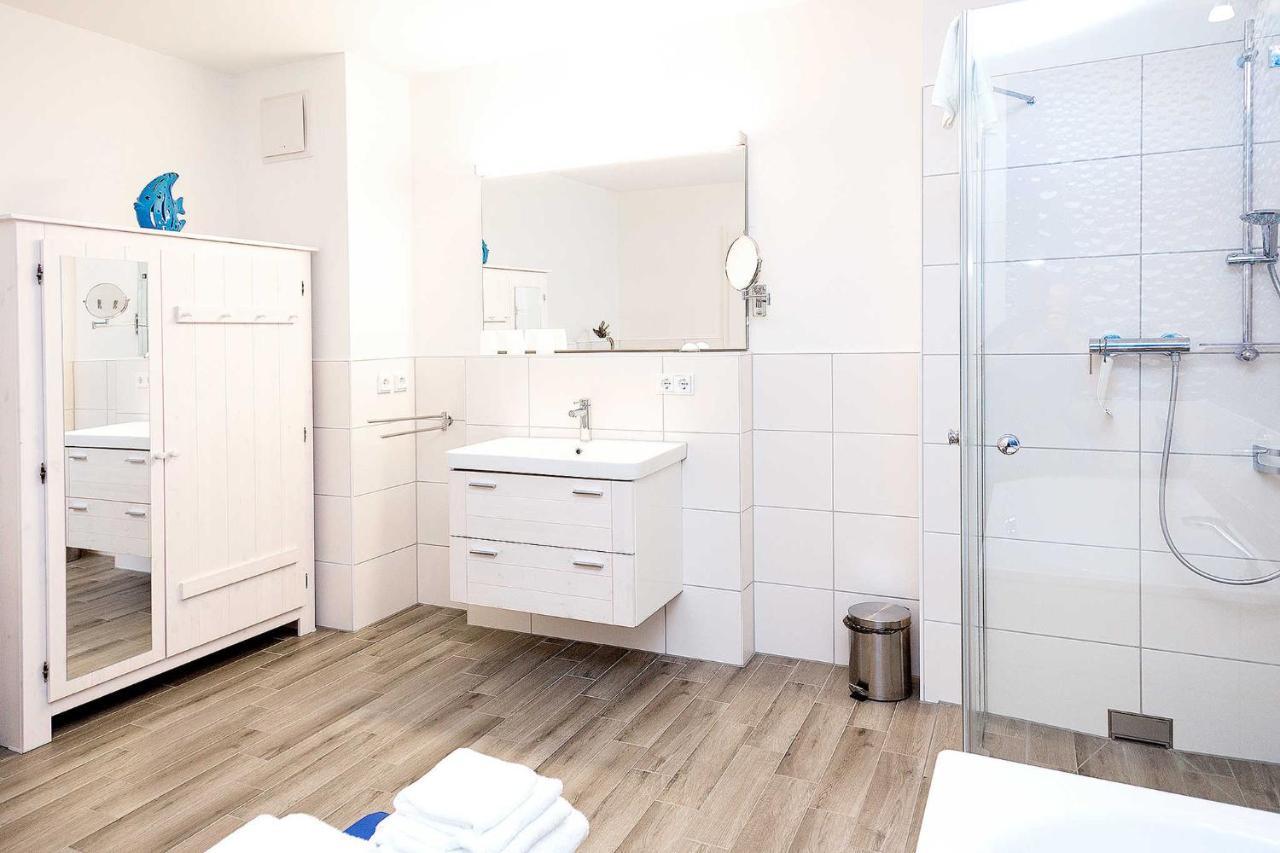 Traumfaengerloge -Hafenresidenz Apartment Варен Екстериор снимка
